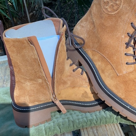 TORY BURCH Tan Miller Lug Sole Booties 8.5 - Picture 8 of 8